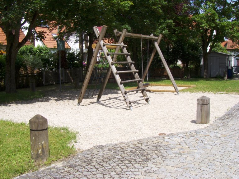 Kinderspielplatz Meisenstraße 2