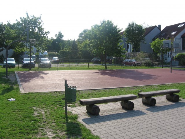 Grossansicht in neuem Fenster: Kinderspielplatz Mühlbachbogen