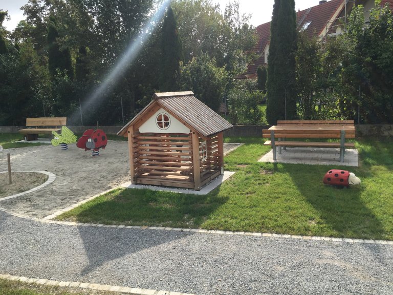 Grossansicht in neuem Fenster: Kinderspielplatz_Sanddornstraße_5